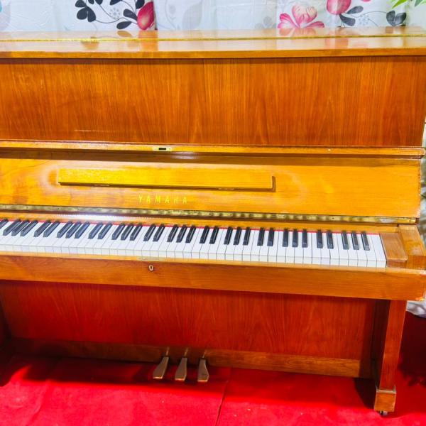 Yamaha W104 Teakwood Piano Made in Japan