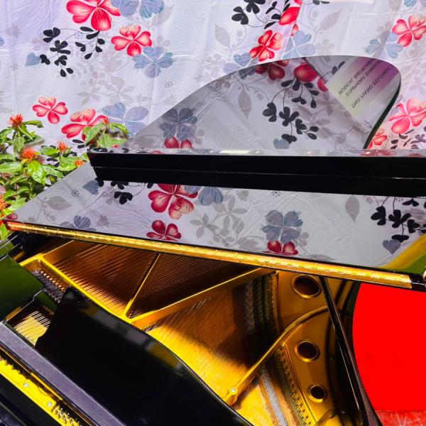 Yamaha G3 Black Grand Piano | Used Pianos Dubai