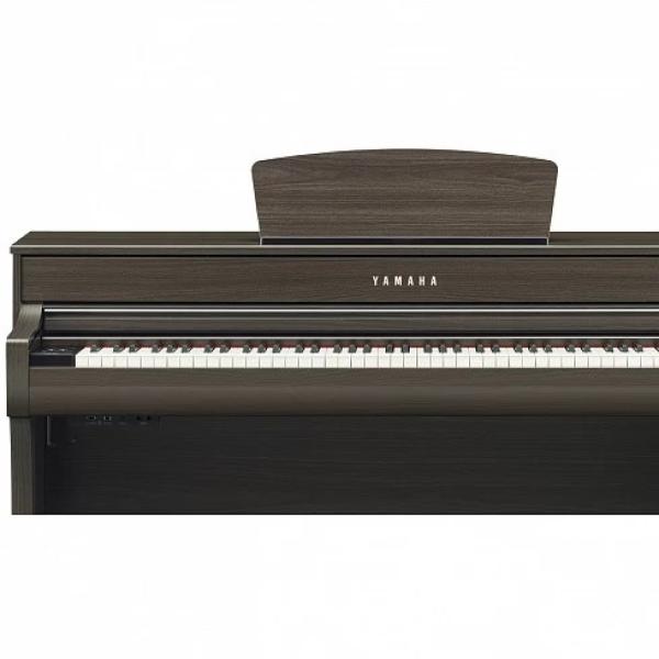 Yamaha Clavinova CLP 735 Dark Walnut Digital Piano