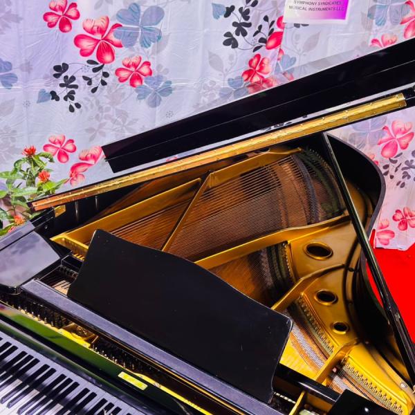 Yamaha G3 Black Grand Piano | Used Pianos Dubai