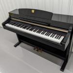 Yamaha CLP 330 Polished Ebony
